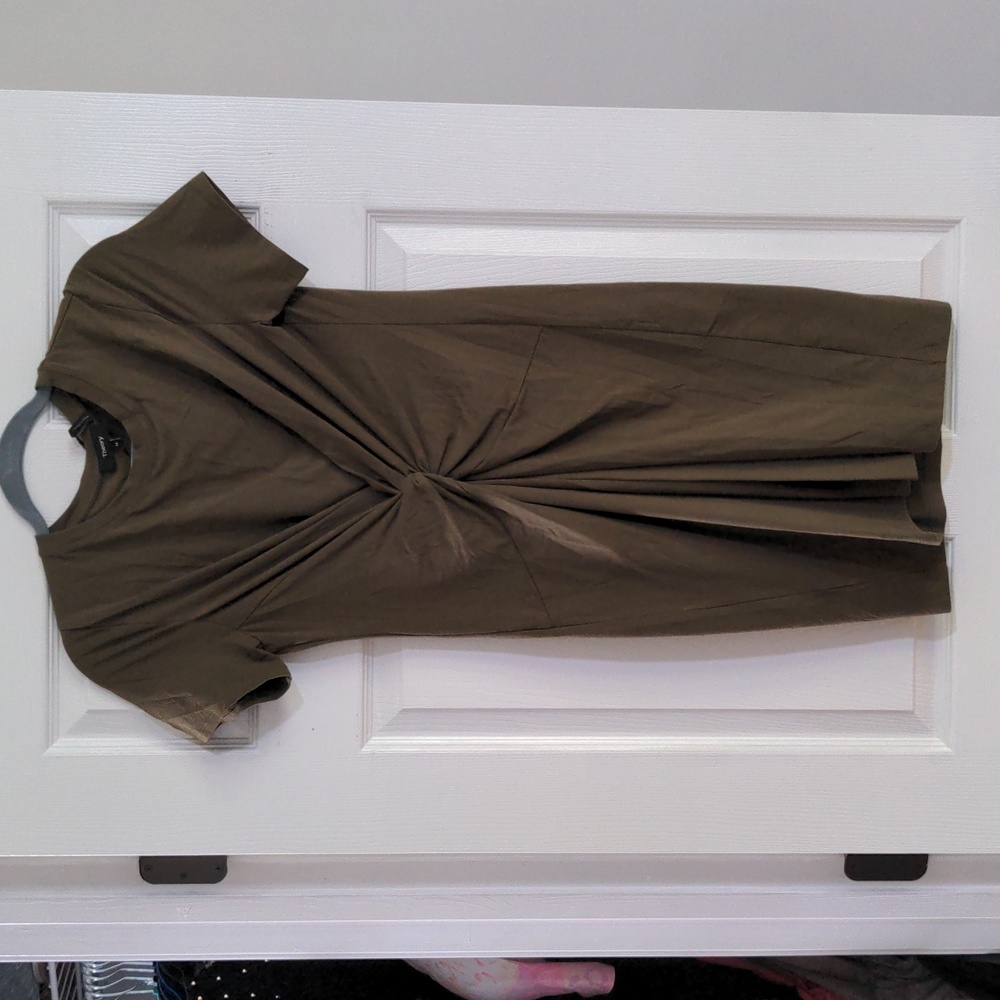 NWT Theory Green T-shirt Dress, Size M